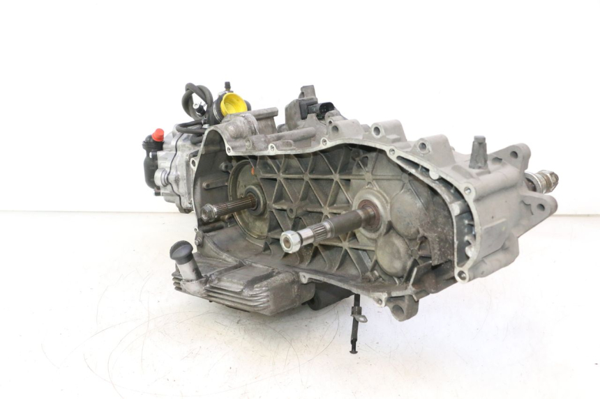 photo de SILNIK APRILIA ATLANTIC S 125 (2010 - 2013) - Struktura - zbliżenie
