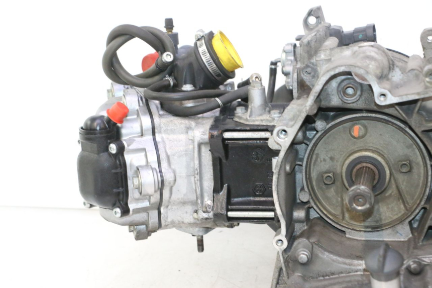photo de SILNIK APRILIA ATLANTIC S 125 (2010 - 2013) - Zbliżenie techniczne