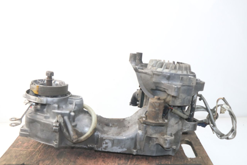 photo de SILNIK MBK BOOSTER SPIRIT NAKED 50 (2004 - 2017) - Zbliżenie techniczne