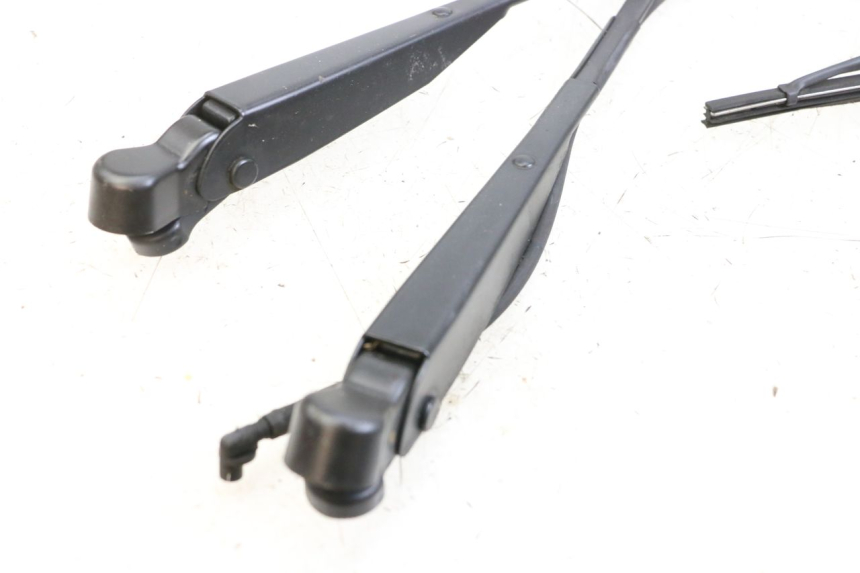 photo de SILNIK BULLE BMW C1 125 (2000 - 2003) - Stan powierzchni