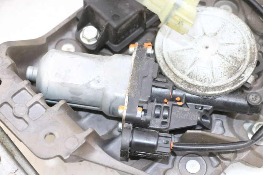 photo de SILNIK BULLE YAMAHA FJR ABS 1300 (2006 - 2012) - Stan powierzchni