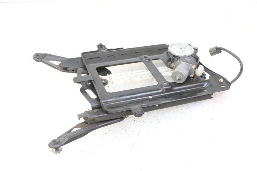 photo de SILNIK BULLE HONDA FORZA 125 (2021 - 2025) - Zbliżenie techniczne