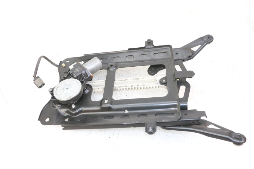 photo de SILNIK BULLE HONDA FORZA 125 (2021 - 2025) - Stan powierzchni