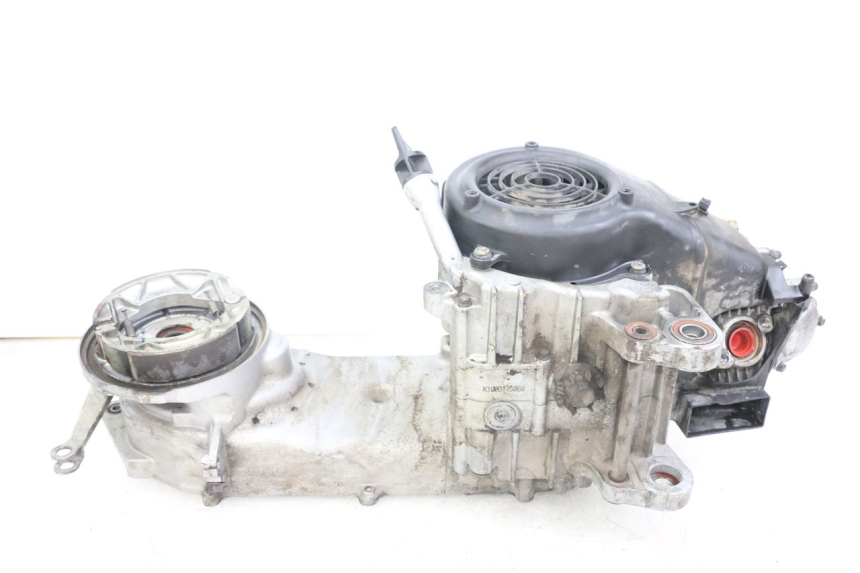 photo de SILNIK YAMAHA BW'S BWS 125 (2010 - 2013) - Inny kąt widzenia