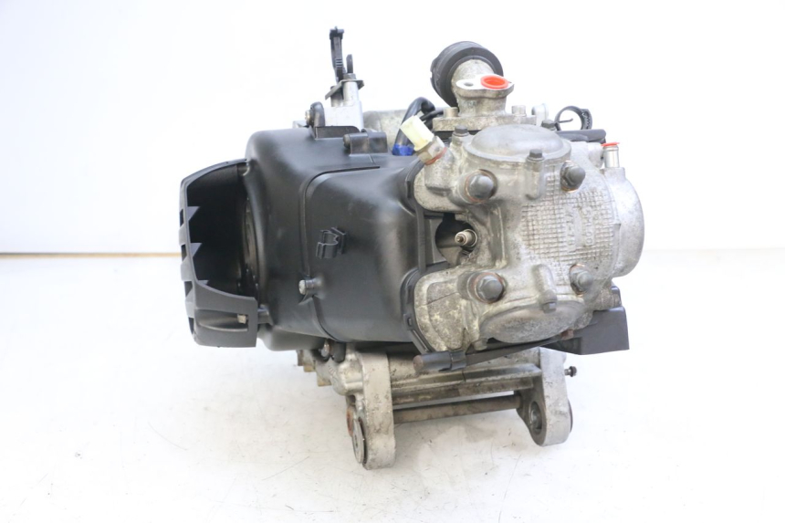 photo de SILNIK YAMAHA BW'S BWS 125 (2010 - 2013) - Inny kąt widzenia