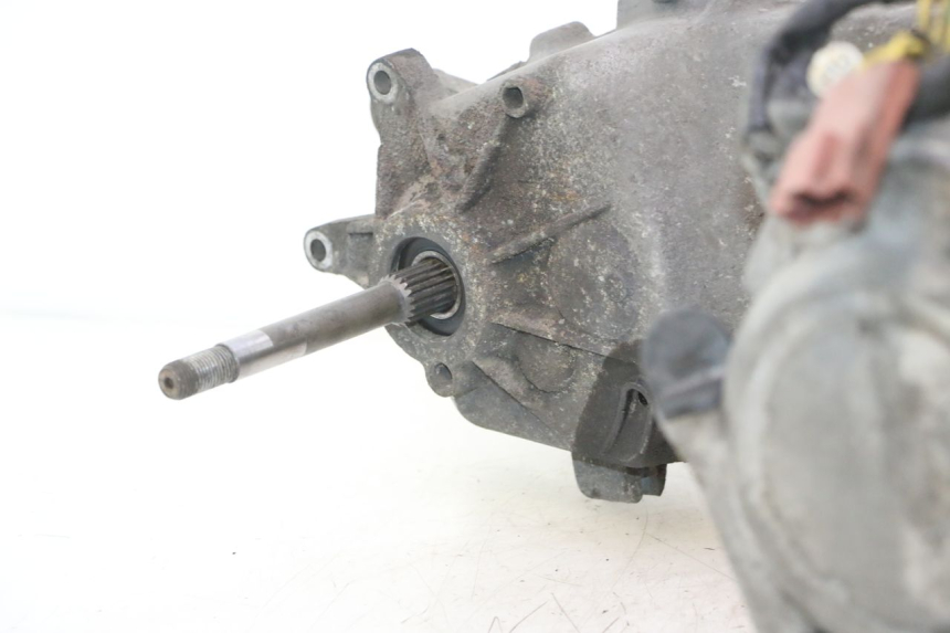 photo de SILNIK PEUGEOT CITYSTAR 125 (2011 - 2017) - Alternatywny kąt