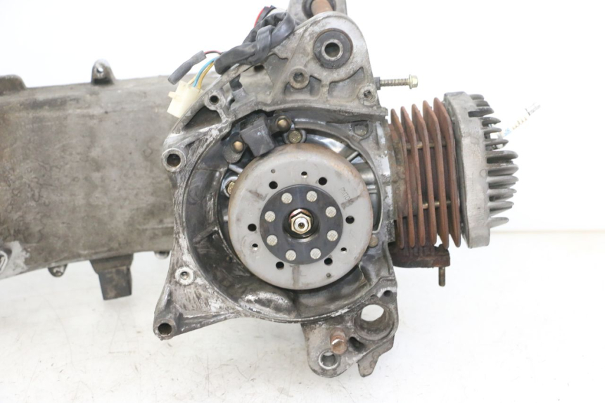 photo de SILNIK PEUGEOT CITYSTAR 50 (2013 - 2017) - Widok z bliska