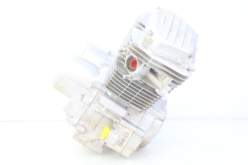 photo de SILNIK HONDA CRF CR-F 125 (2022 - 2023) - Stan powierzchni