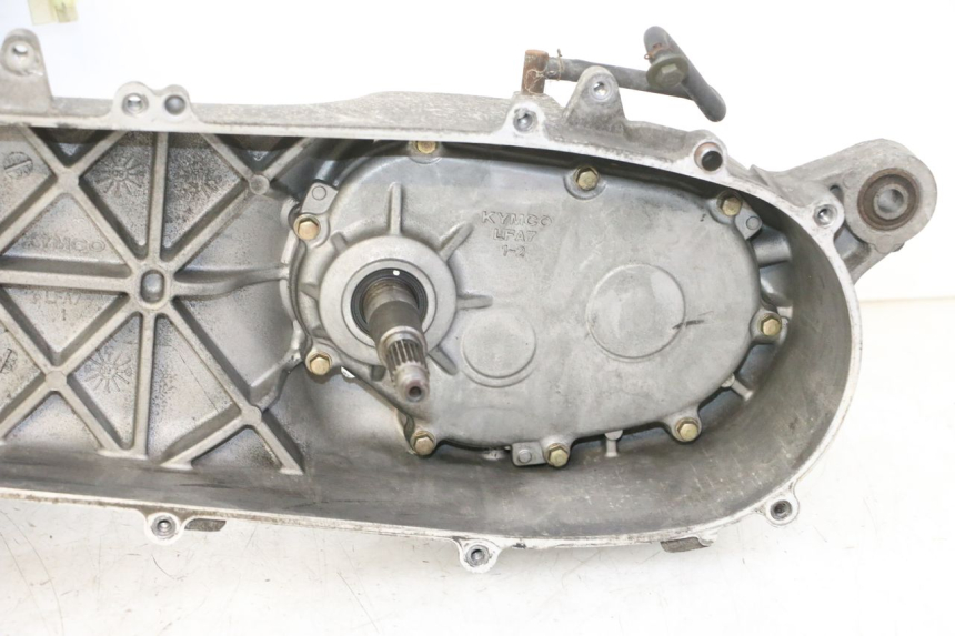 photo de SILNIK KYMCO DINK STREET 125 (2009 - 2014) - Struktura - zbliżenie