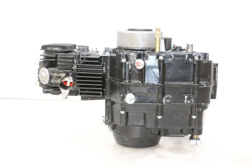 photo de SILNIK LONCIN DIRT BIKE 125 - Inny kąt widzenia