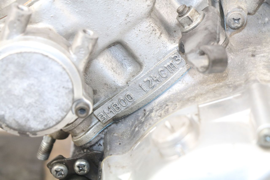 photo de SILNIK YAMAHA DTR DT-R 125 (1989 - 2004) - Punkty mocowania