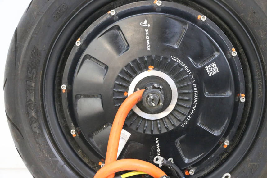 photo de SILNIK SEGWAY NINEBOT E125S 1 (2022 - 2026) - Szczegóły charakterystyczne