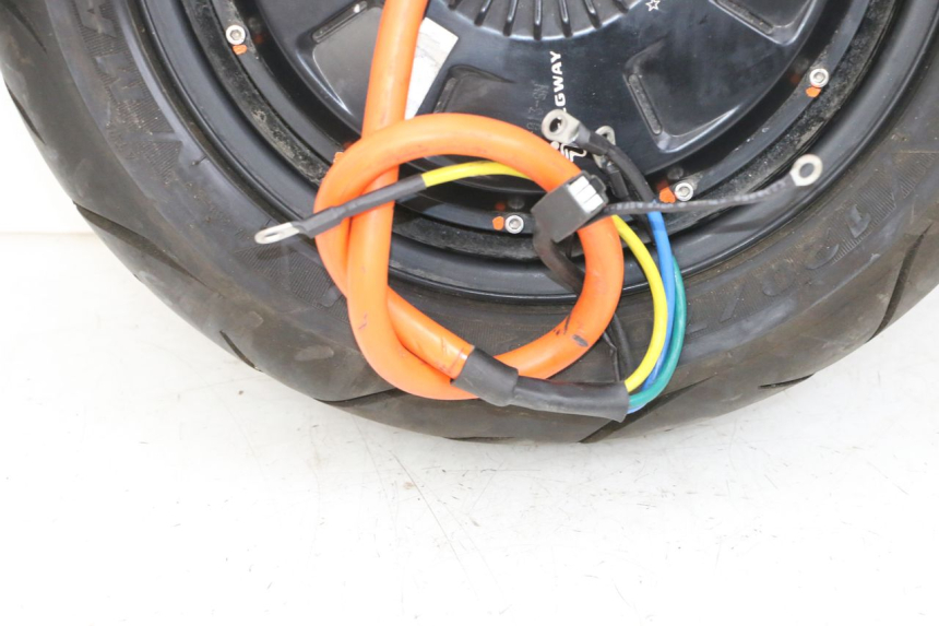 photo de SILNIK SEGWAY NINEBOT E125S 1 (2022 - 2026) - Zbliżenie komponentów