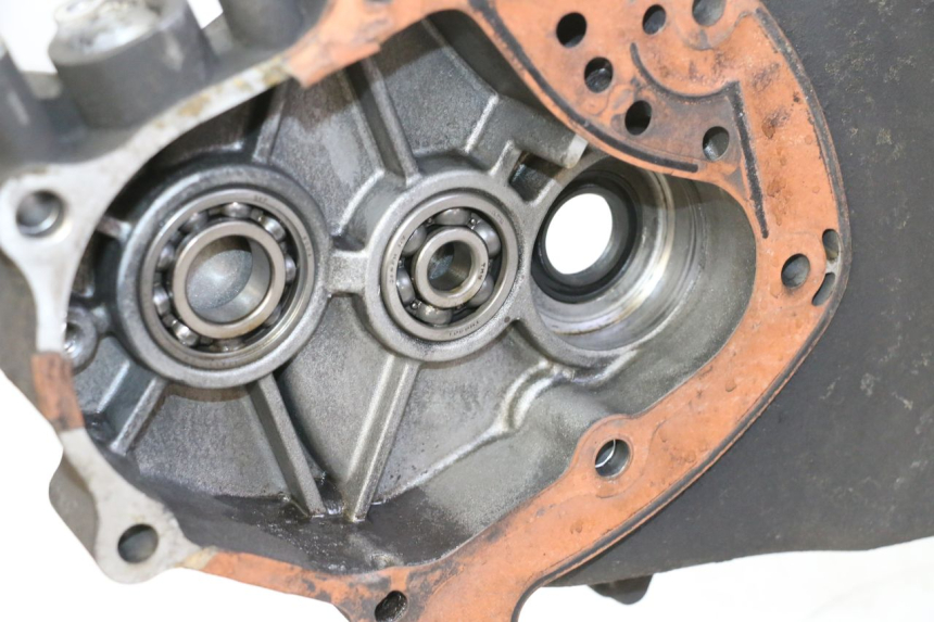 photo de SILNIK HONDA FES S-WING SWING ABS 125 (2007 - 2015) - Widok z bliska