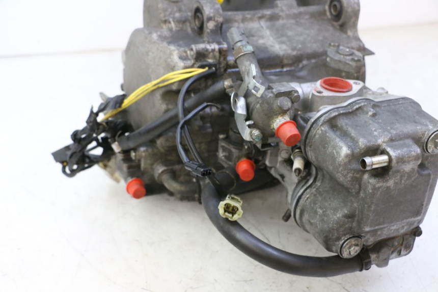 photo de SILNIK HONDA FES S-WING SWING ABS 125 (2007 - 2015) - Inny kąt widzenia