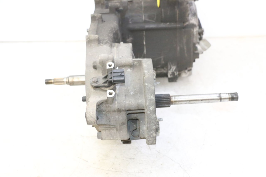 photo de SILNIK HONDA FES S-WING SWING ABS 125 (2007 - 2015) - Szczegóły charakterystyczne