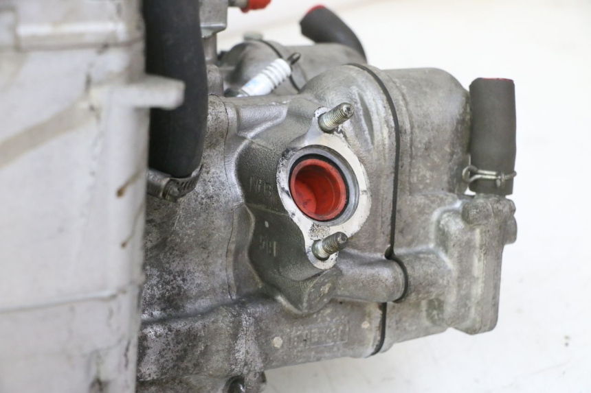 photo de SILNIK HONDA FES S-WING SWING ABS 125 (2007 - 2015) - Inny kąt widzenia