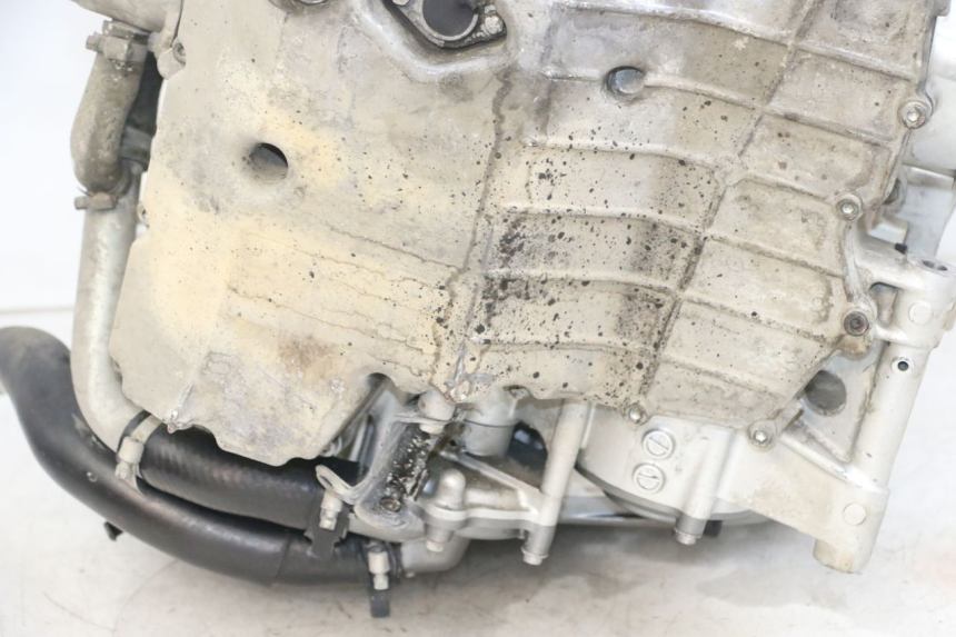 photo de SILNIK YAMAHA FJR ABS 1300 (2006 - 2012) - Inny kąt widzenia