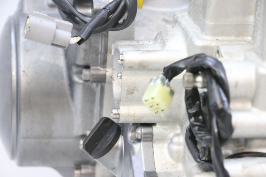 photo de SILNIK YAMAHA FJR ABS 1300 (2006 - 2012) - Oznaczenia i referencje