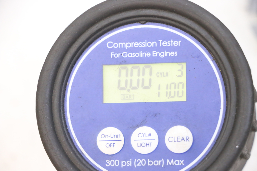 photo de SILNIK YAMAHA FJR ABS 1300 (2006 - 2012) - Stan powierzchni