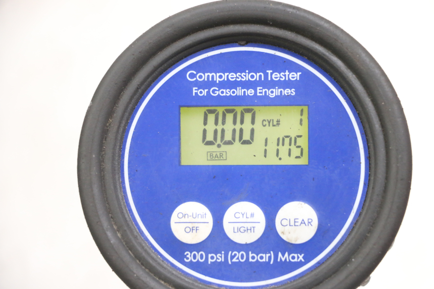 photo de SILNIK HONDA FJS SILVERWING SILVER WING 600 (2001 - 2010) - Struktura - zbliżenie