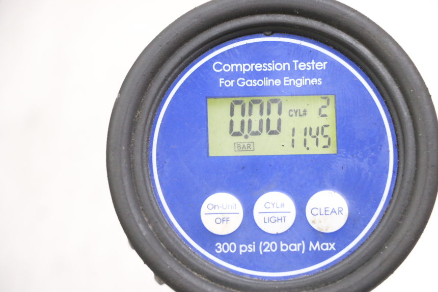 photo de SILNIK HONDA FJS SILVERWING SILVER WING 600 (2001 - 2010) - Alternatywny kąt