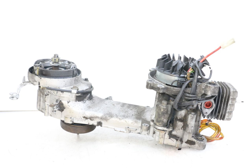 photo de SILNIK PIAGGIO FLY 2T 50 (2004 - 2017) - Szczegół części