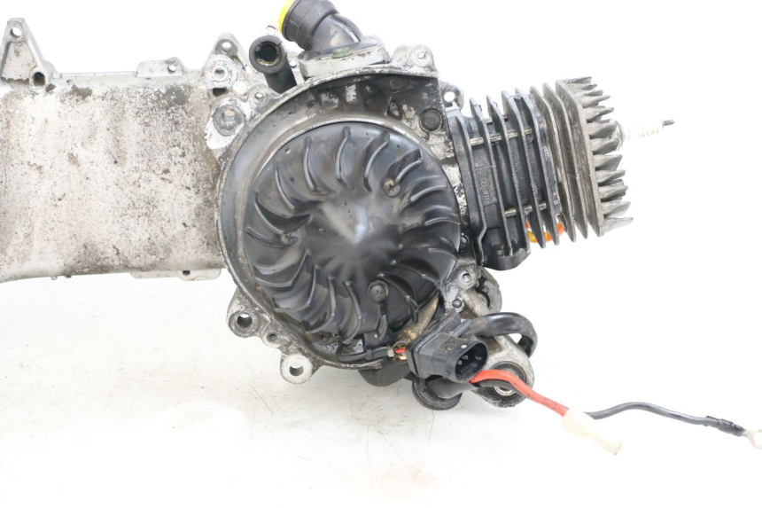 photo de SILNIK PIAGGIO FLY 2T 50 (2004 - 2017) - Punkty mocowania