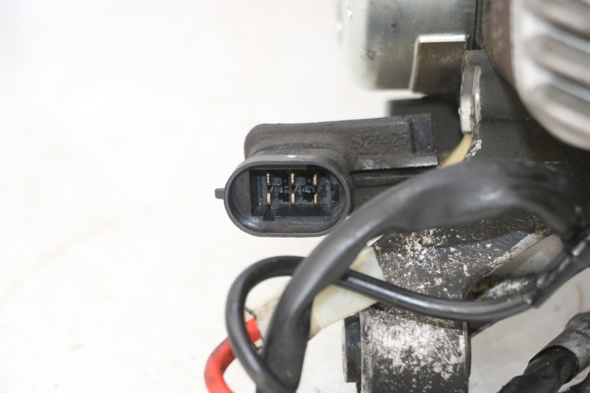 photo de SILNIK PIAGGIO FLY 2T 50 (2004 - 2017) - Kontrola wizualna