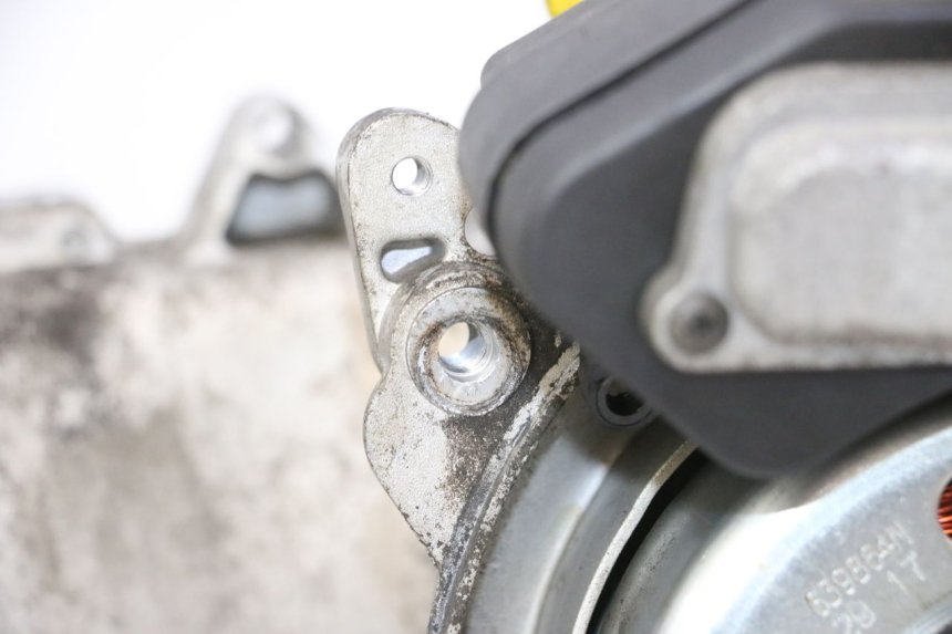 photo de SILNIK PIAGGIO FLY 2T 50 (2004 - 2017) - Stan powierzchni