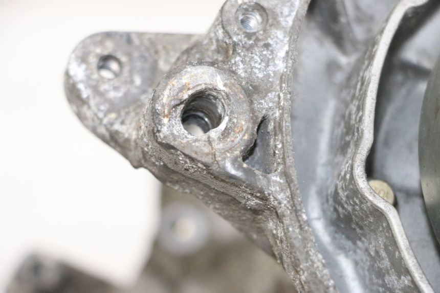 photo de SILNIK PIAGGIO FLY 4T 50 (2013 - 2017) - Widok z bliska