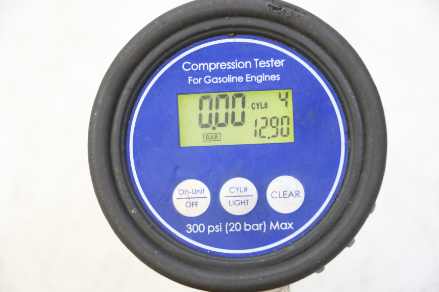 photo de SILNIK YAMAHA FZ6 FAZER S2 600 (2007 - 2011) - Zbliżenie komponentów