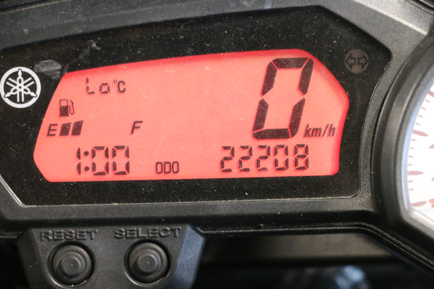 photo de SILNIK YAMAHA FZ8 800 (2010 - 2016) - Szczegół części