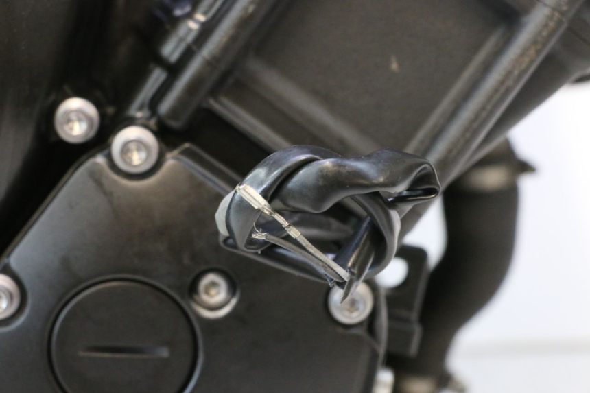 photo de SILNIK YAMAHA FZ8 800 (2010 - 2016) - Oznaczenia i referencje