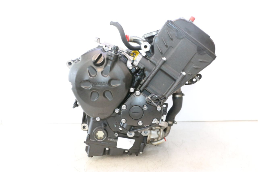 photo de SILNIK YAMAHA FZ8 800 (2010 - 2016) - Szczegóły charakterystyczne