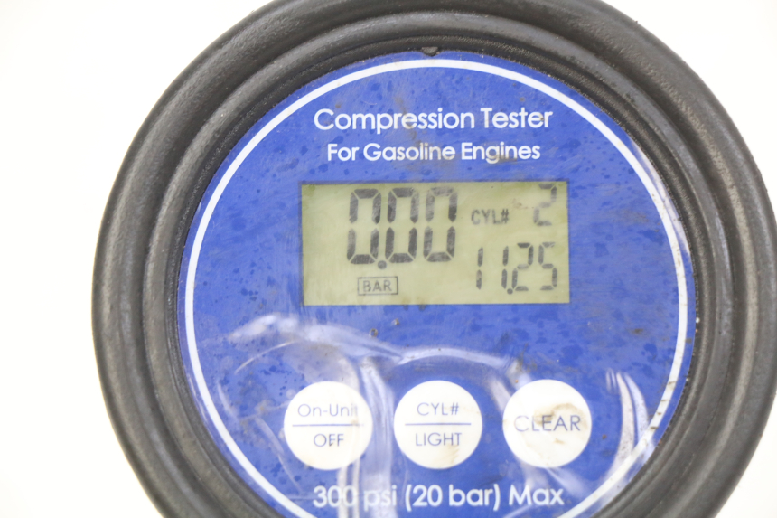 photo de SILNIK YAMAHA FZS FAZER 600 (1998 - 2001) - Widok główny