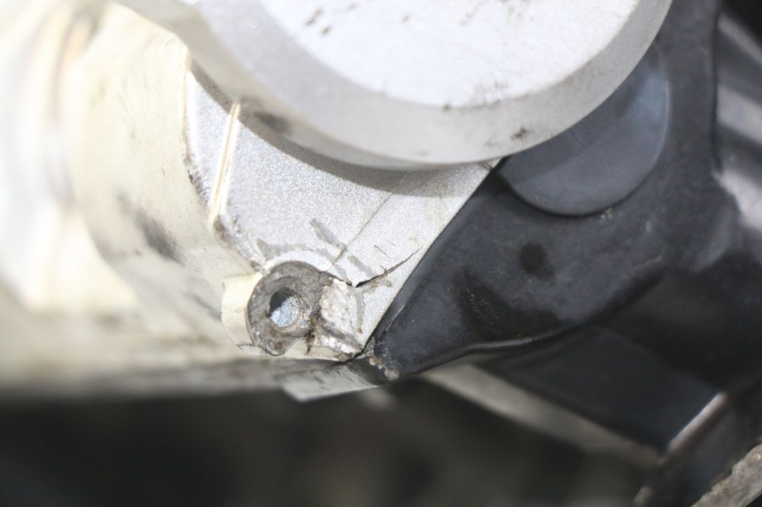 photo de SILNIK YAMAHA FZS FAZER 600 (1998 - 2001) - Stan powierzchni