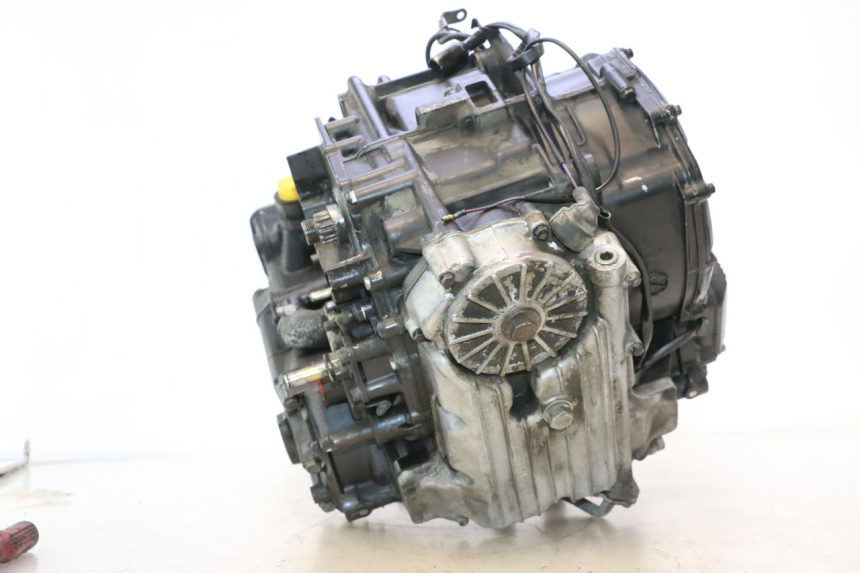 photo de SILNIK KAWASAKI GPX F ZX750F 750 (1986 - 1990) - Szczegół części