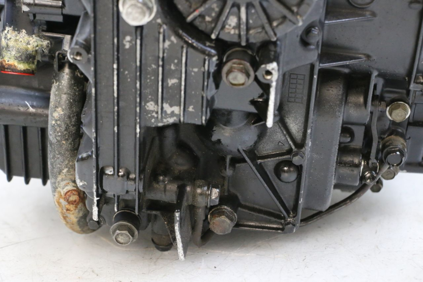 photo de SILNIK KAWASAKI GPZ RX 1000 (1986 - 1988) - Inny kąt widzenia