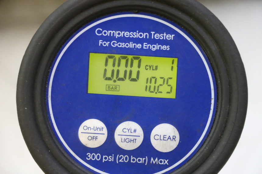 photo de SILNIK KYMCO GRAND DINK 125 (2002 - 2007) - Widok profilu