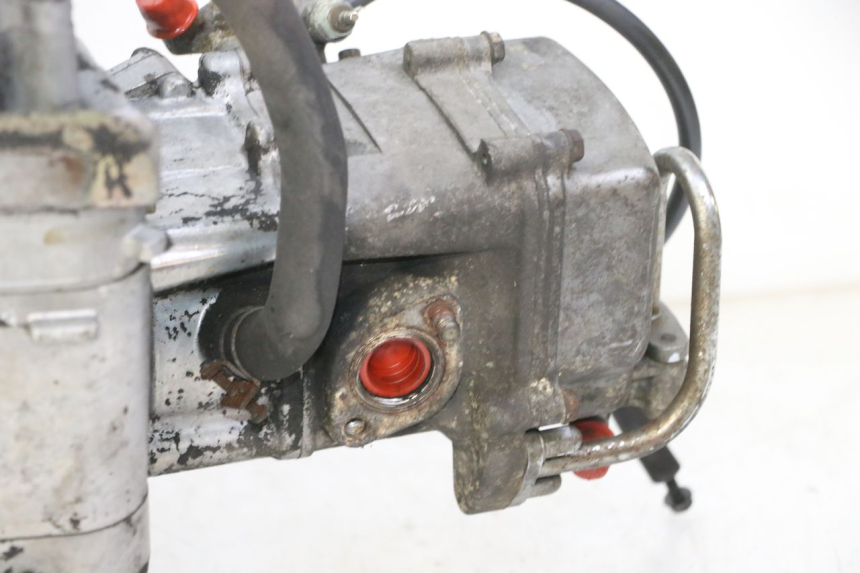 photo de SILNIK KYMCO GRAND DINK 125 (2002 - 2007) - Inny kąt widzenia