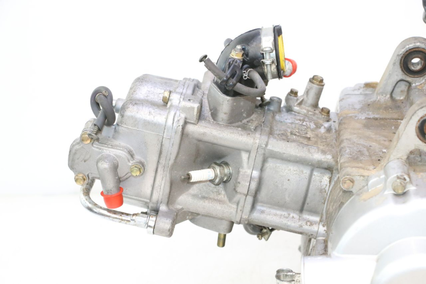 photo de SILNIK KYMCO GRAND DINK 125 (2008 - 2014) - Alternatywny kąt