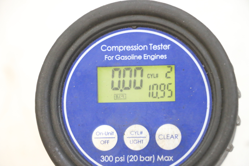 photo de SILNIK SUZUKI GSF N BANDIT 600 (1996 - 1999) - Struktura - zbliżenie