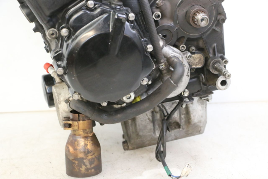 photo de SILNIK SUZUKI GSR 750 (2011 - 2017) - Stan powierzchni