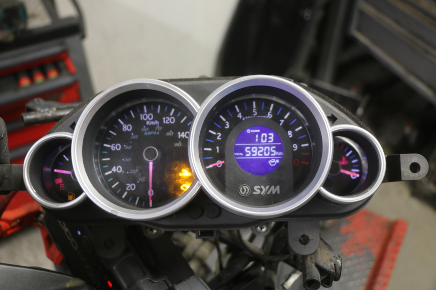 photo de SILNIK SYM GTS EFI 125 (2012 - 2016) - Kontrola wizualna