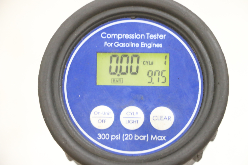 photo de SILNIK SYM GTS EVO 125 (2009 - 2013) - Alternatywny kąt