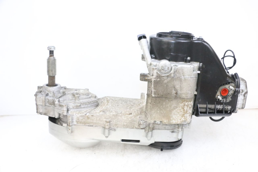 photo de SILNIK JM MOTORS GTS 125 (2015 - 2019) - Inny kąt widzenia