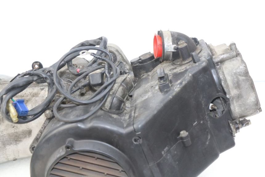 photo de SILNIK HAOTIAN HT125T-2 125 - Stan powierzchni