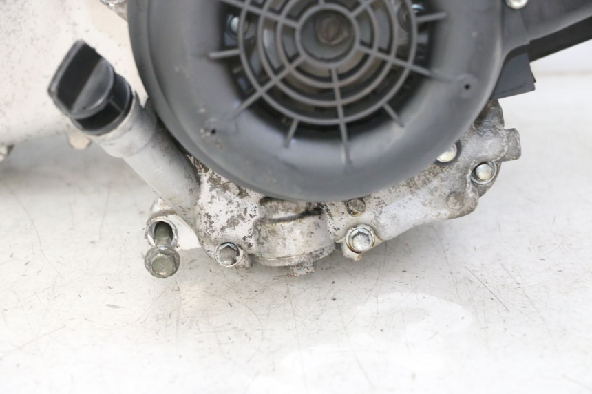 photo de SILNIK JM MOTORS VX 125 (2022 - 2025) - Widok z bliska