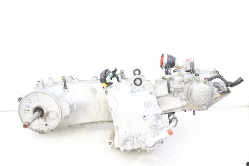 photo de SILNIK SYM JOYMAX 125 (2010 - 2017) - Widok z bliska